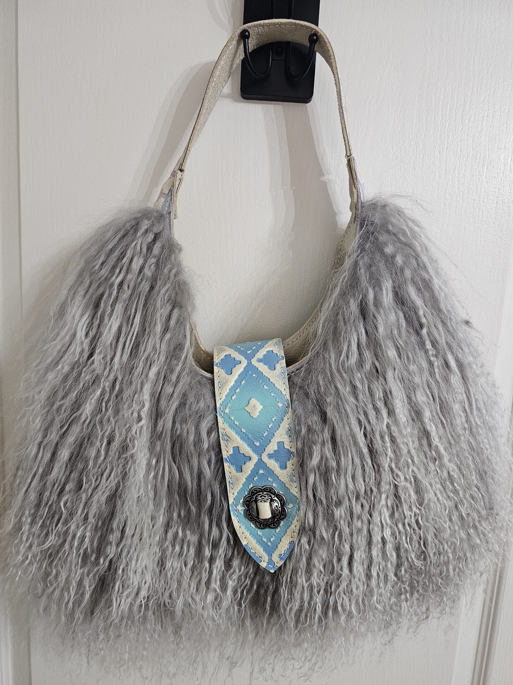 L3 DESIGNS LEATHER Gray Fur Hobo Bag with aztec Patterned Strap